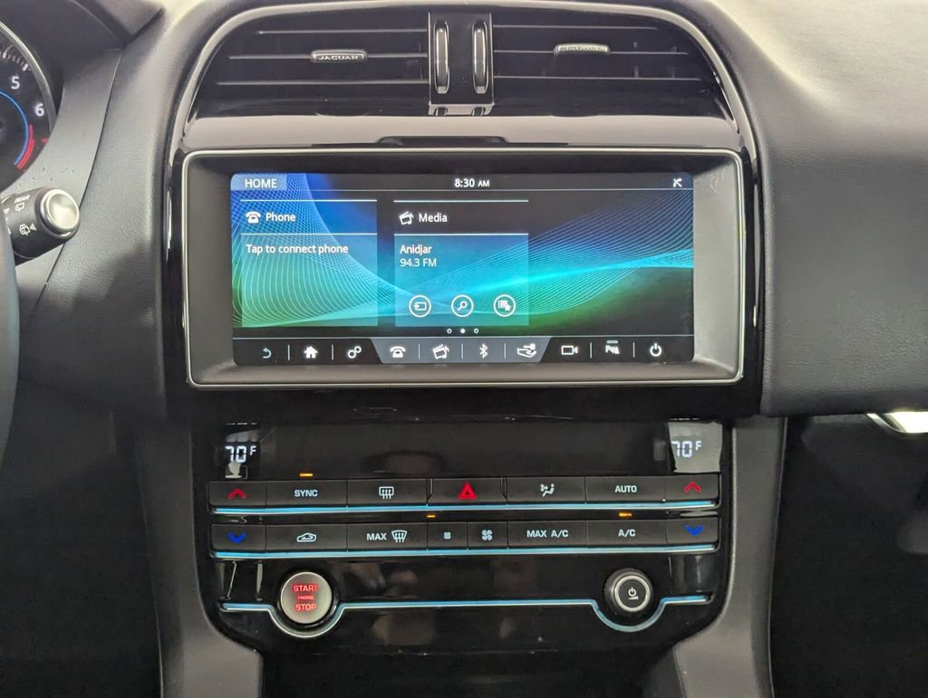 Used 2020 Jaguar F-PACE Premium image 19