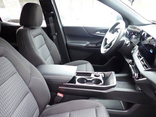 Used 2026 Chevrolet Equinox LT w/ LPO, Floor Liner Package image 3