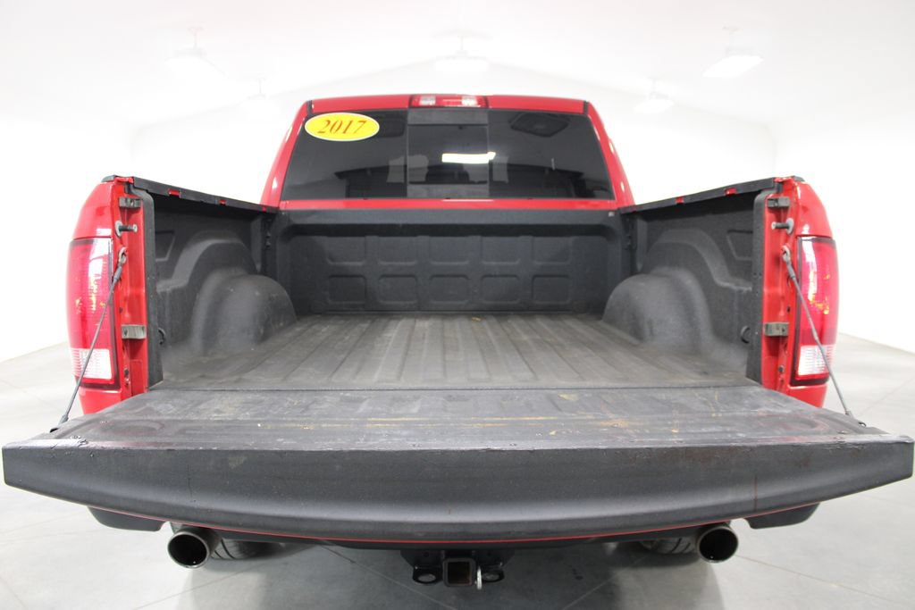 Used 2017 RAM 1500 Big Horn RWD image 11