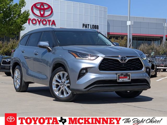 Used 2021 Toyota Highlander Limited