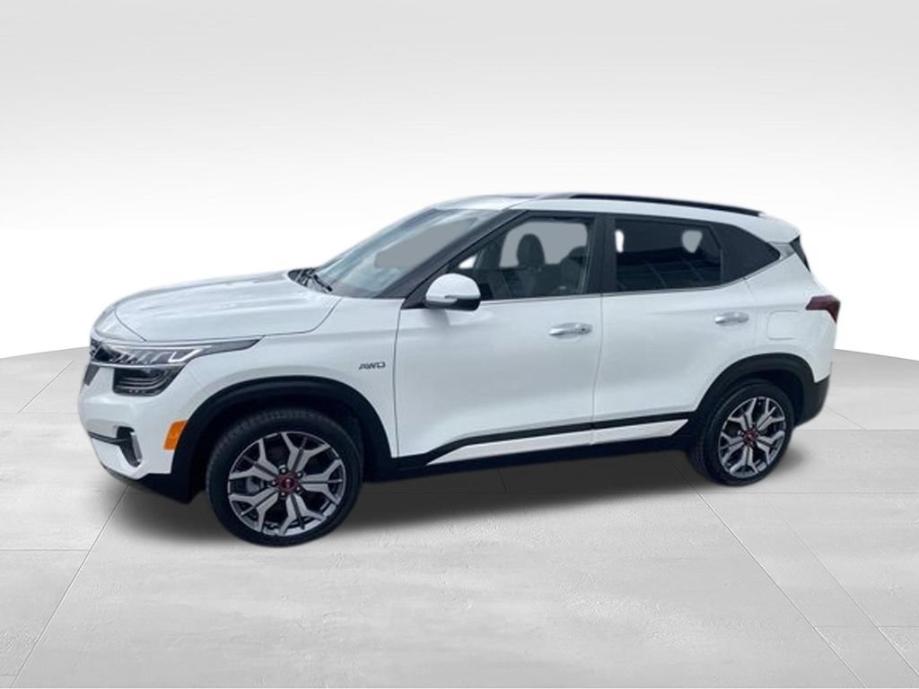 Used 2021 Kia Seltos SX w/ SX Sunroof Package AWD/4WD image 5