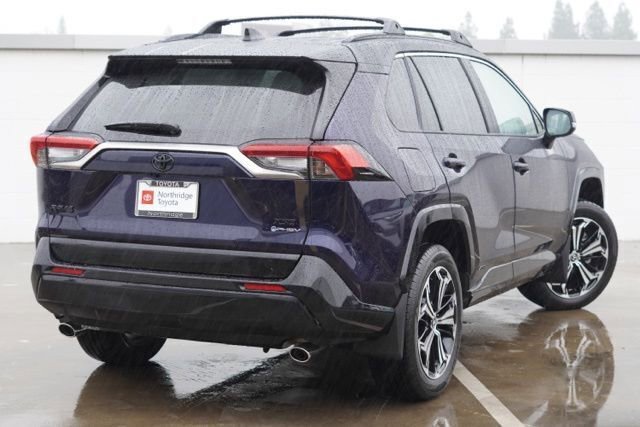 Certified 2025 Toyota RAV4 XSE image 7