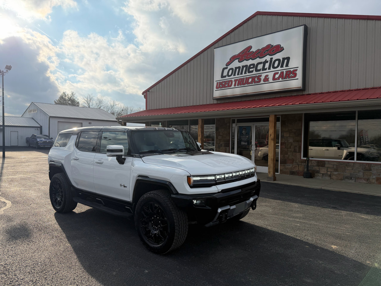 Used 2025 GMC Hummer EV 2X w/ LPO, Cargo Utility Package