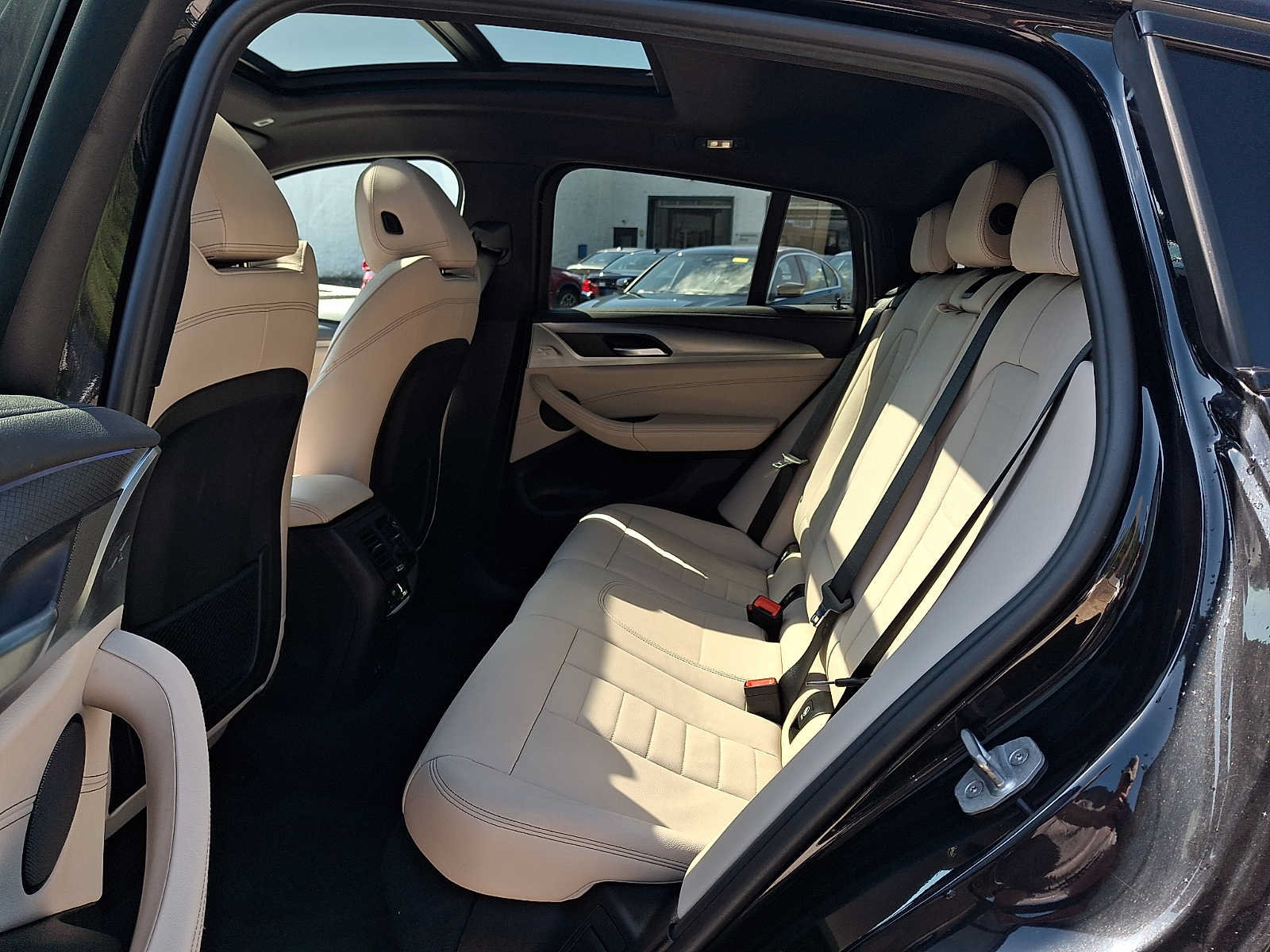 Used 2020 BMW X4 xDrive30i w/ M Sport Package 2 AWD/4WD image 10