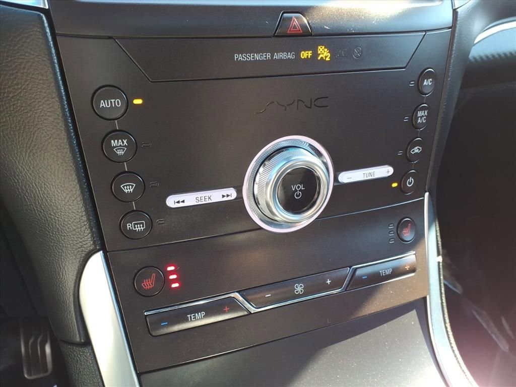 Used 2020 Ford Edge ST w/ Cold Weather Package image 22