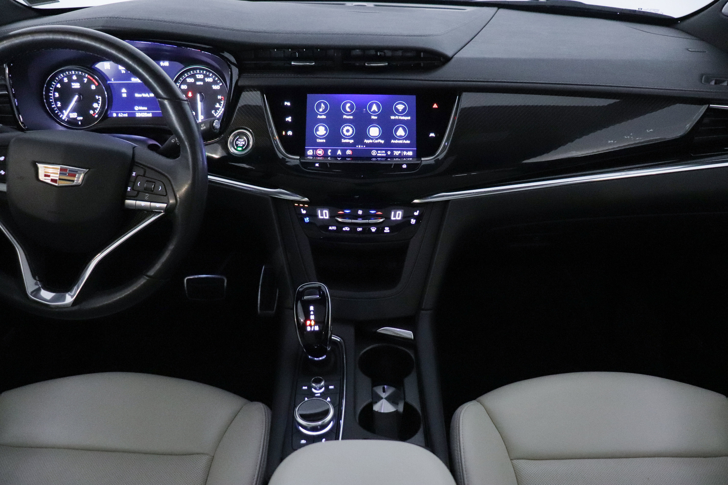 Used 2023 Cadillac XT6 Sport w/ Technology Package image 32