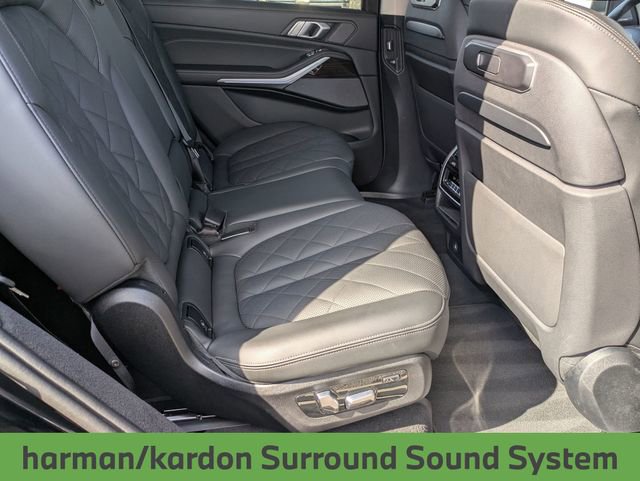 Used 2024 BMW X7 xDrive40i w/ Premium Package image 30