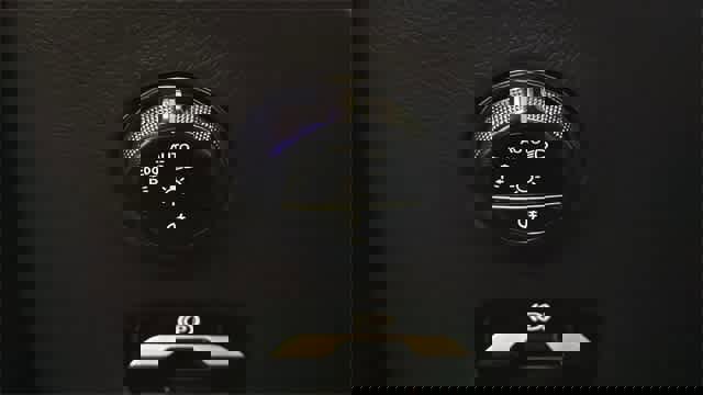 Certified 2026 Mercedes-Benz GLC 300 4MATIC image 16