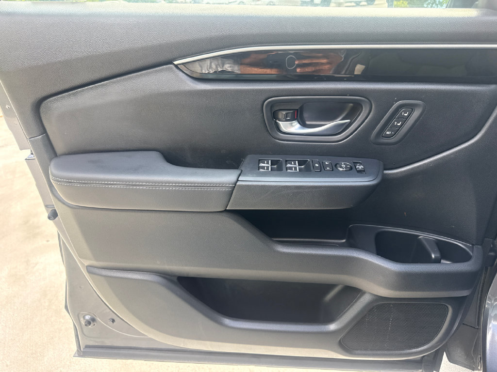 Certified 2024 Honda Pilot Touring image 14