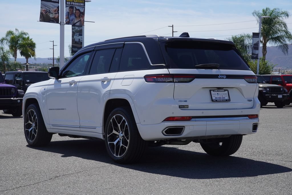 Certified 2022 Jeep Grand Cherokee Summit AWD/4WD image 6