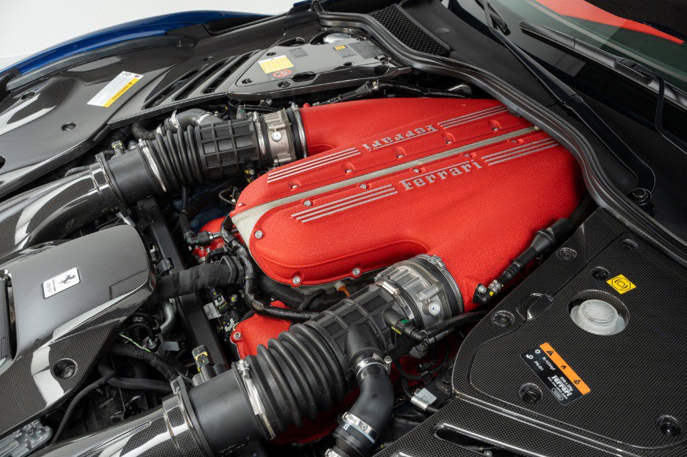 Certified 2022 Ferrari 812 Competizione image 42