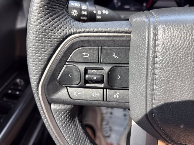 Used 2025 Toyota Tacoma TRD Sport AWD/4WD image 10