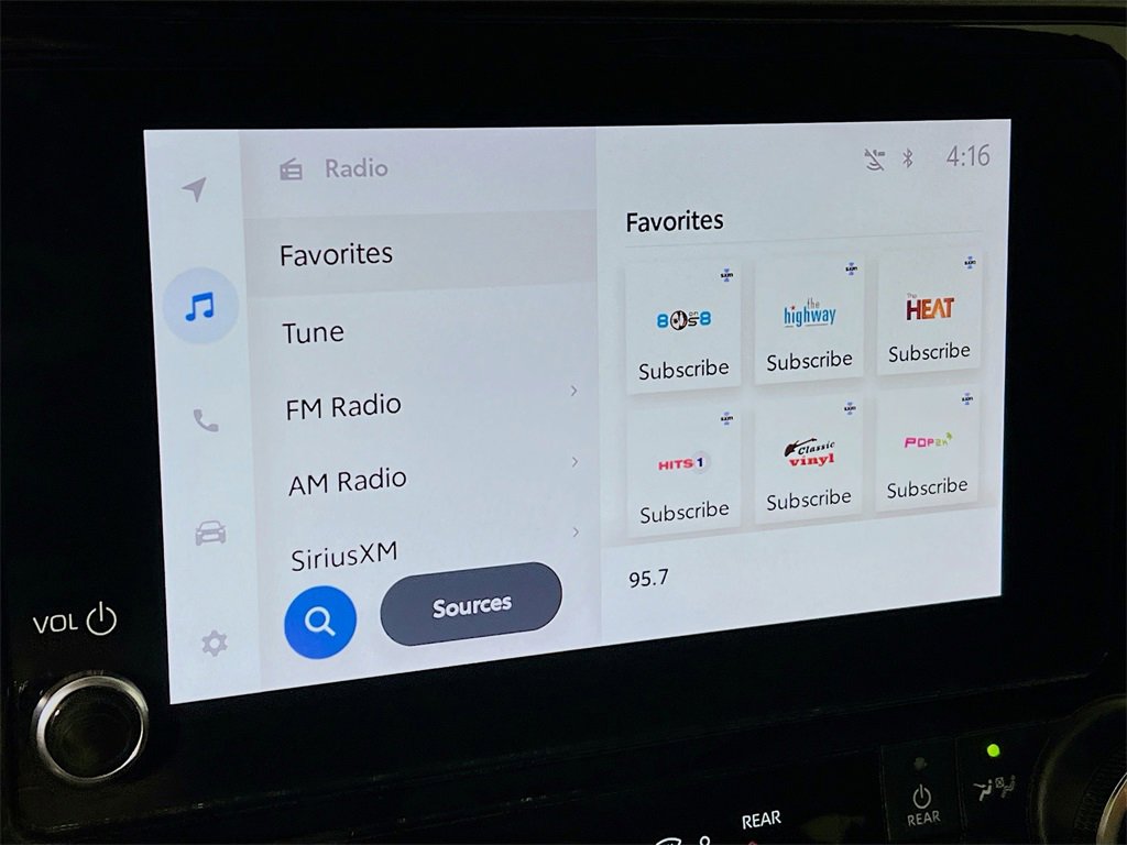 Certified 2024 Toyota Highlander LE image 14