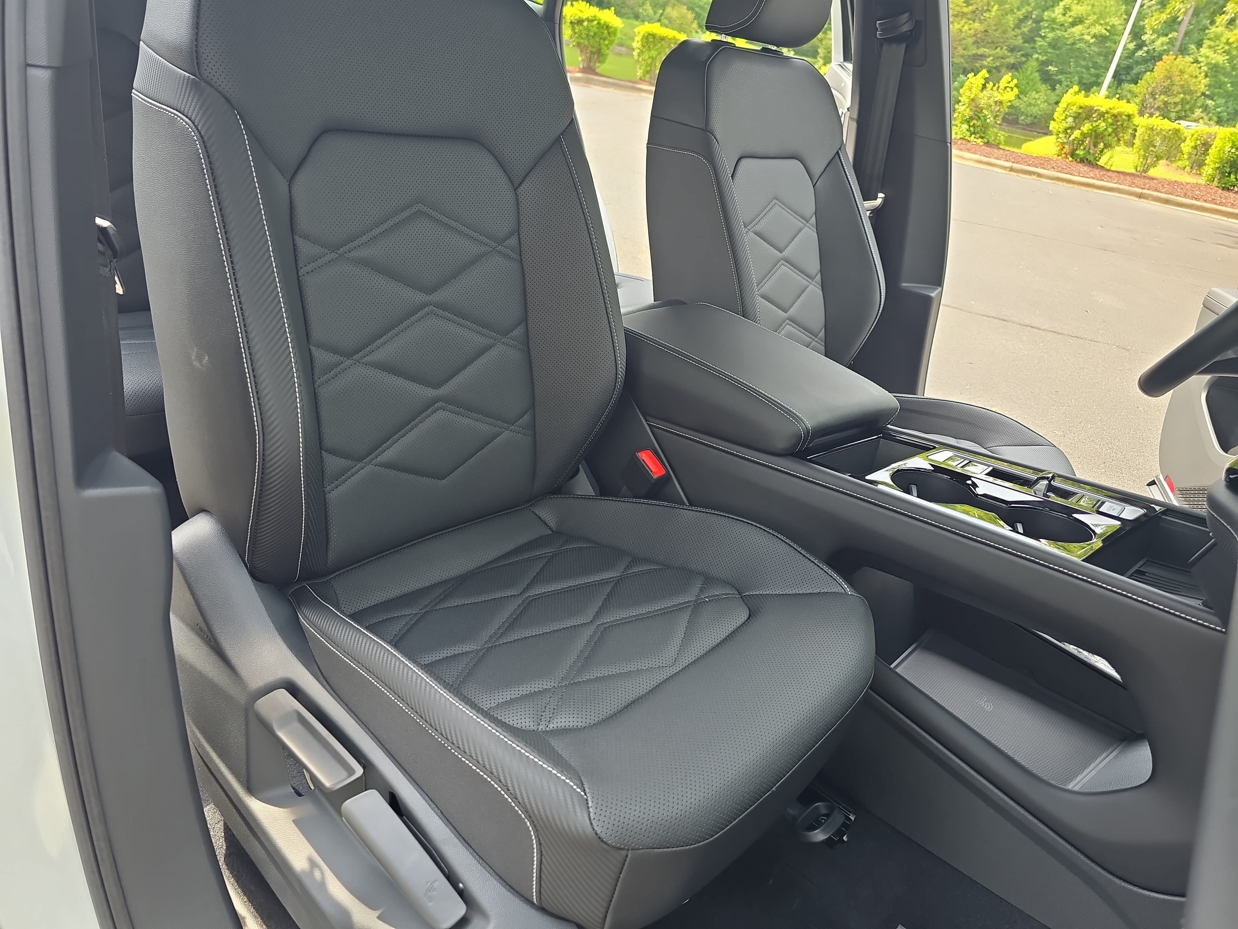 New 2026 Volkswagen Atlas Cross Sport SE AWD/4WD image 10