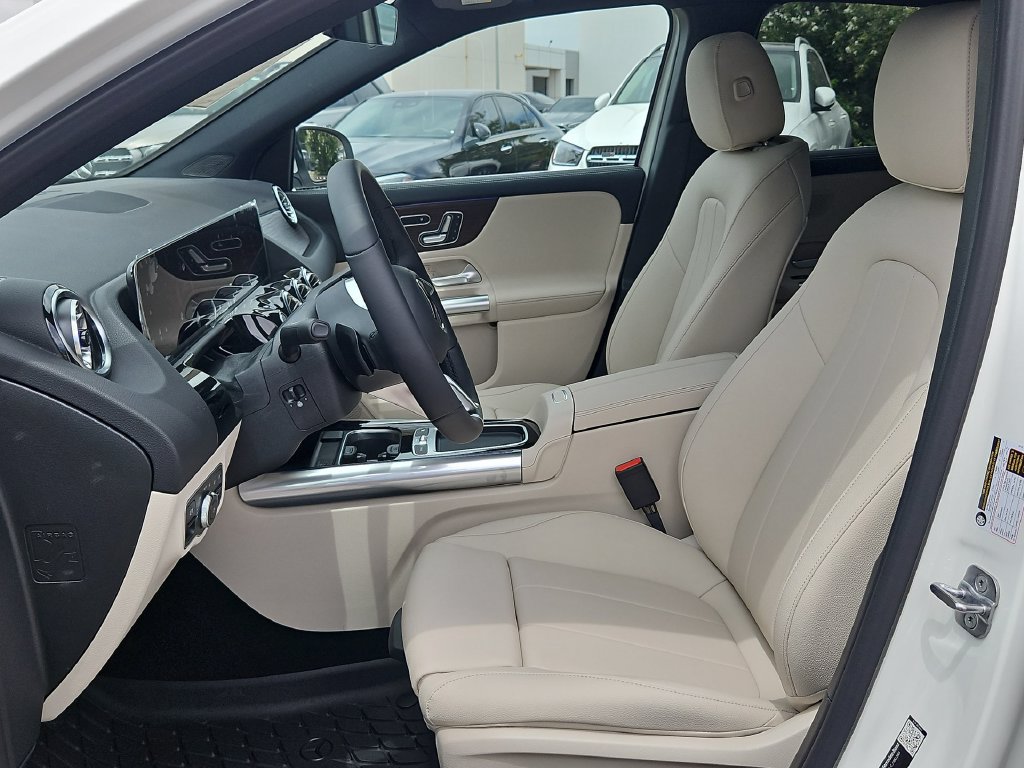 New 2026 Mercedes-Benz GLA 250 image 16