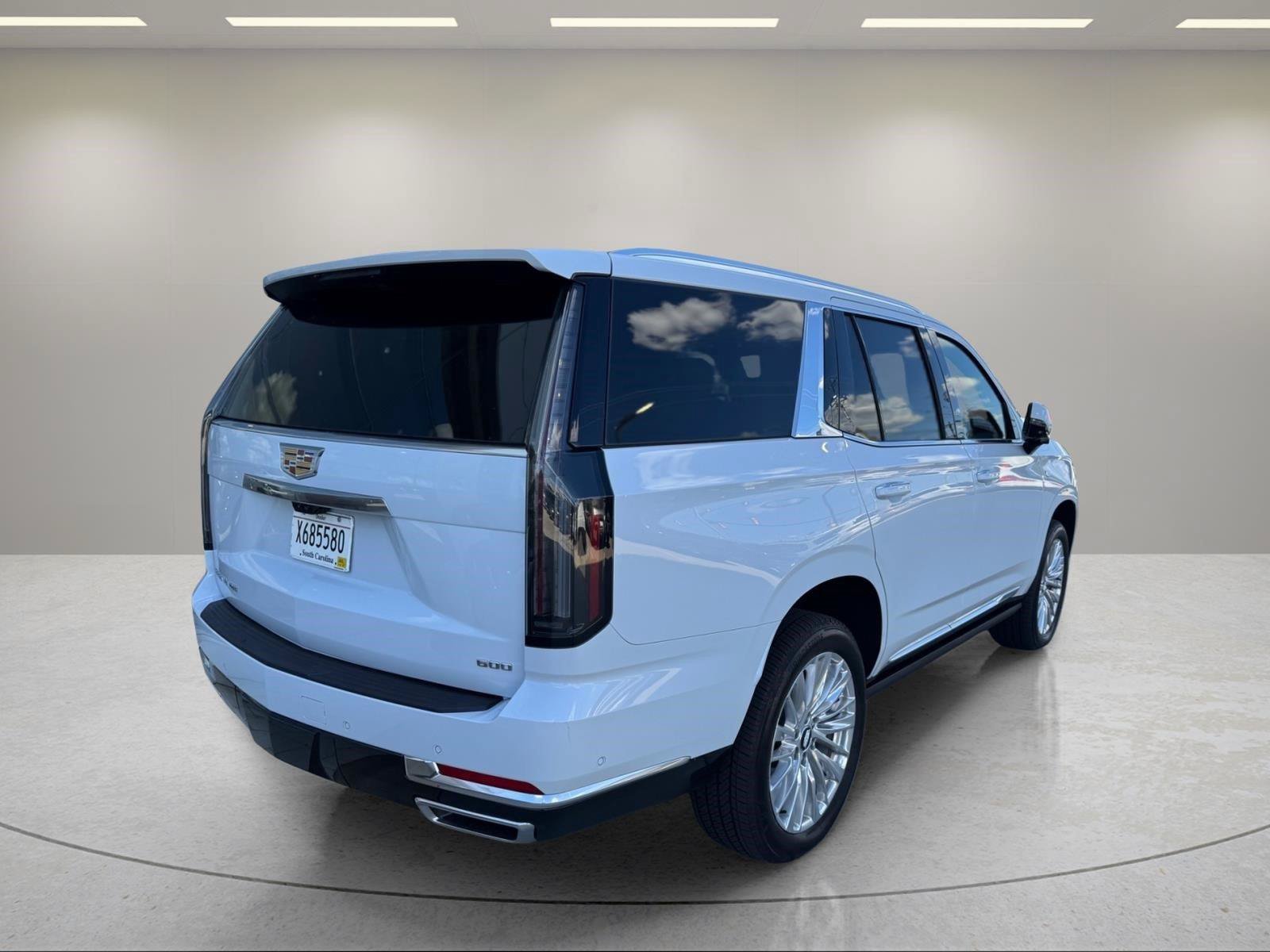Used 2026 Cadillac Escalade Luxury w/ Touring Package AWD/4WD image 8