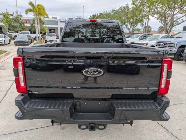 Certified 2024 Ford F250 Lariat w/ Black Appearance Package image 11
