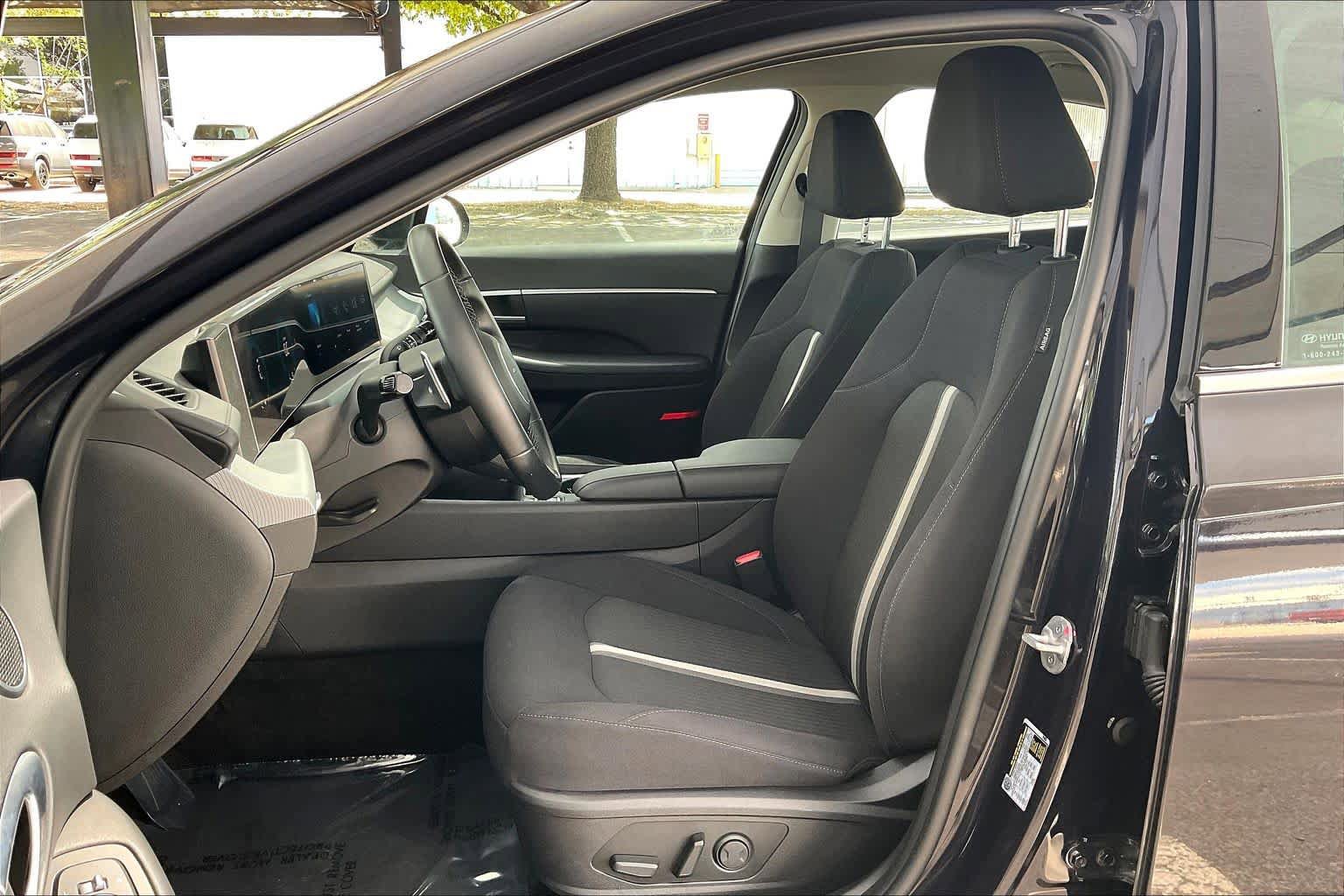 Certified 2025 Hyundai Sonata SEL image 8