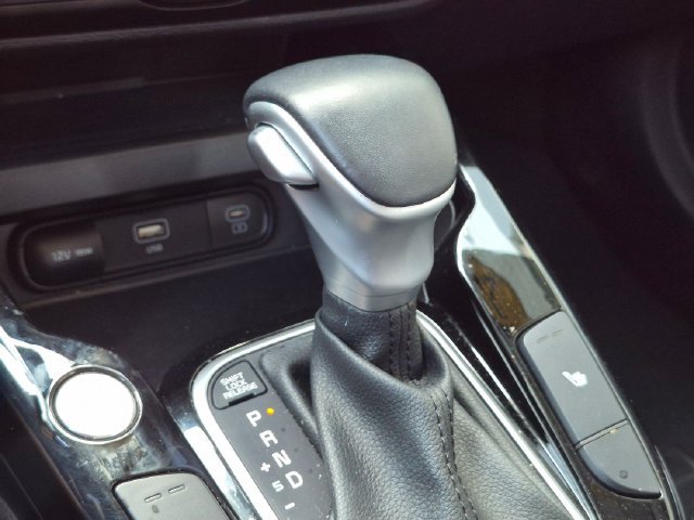 Used 2025 Kia Soul EX FWD image 12