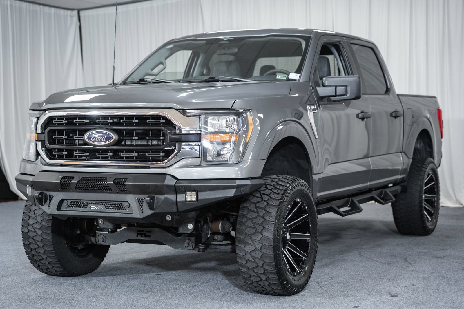 Used 2023 Ford F150 XLT AWD/4WD image 3
