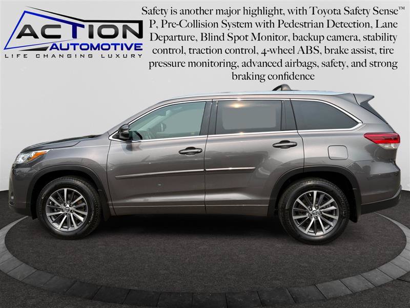 Used 2017 Toyota Highlander XLE AWD/4WD image 5