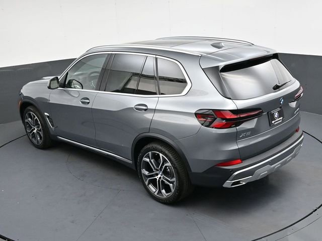 Used 2026 BMW X5 xDrive40i w/ Climate Comfort Package image 23