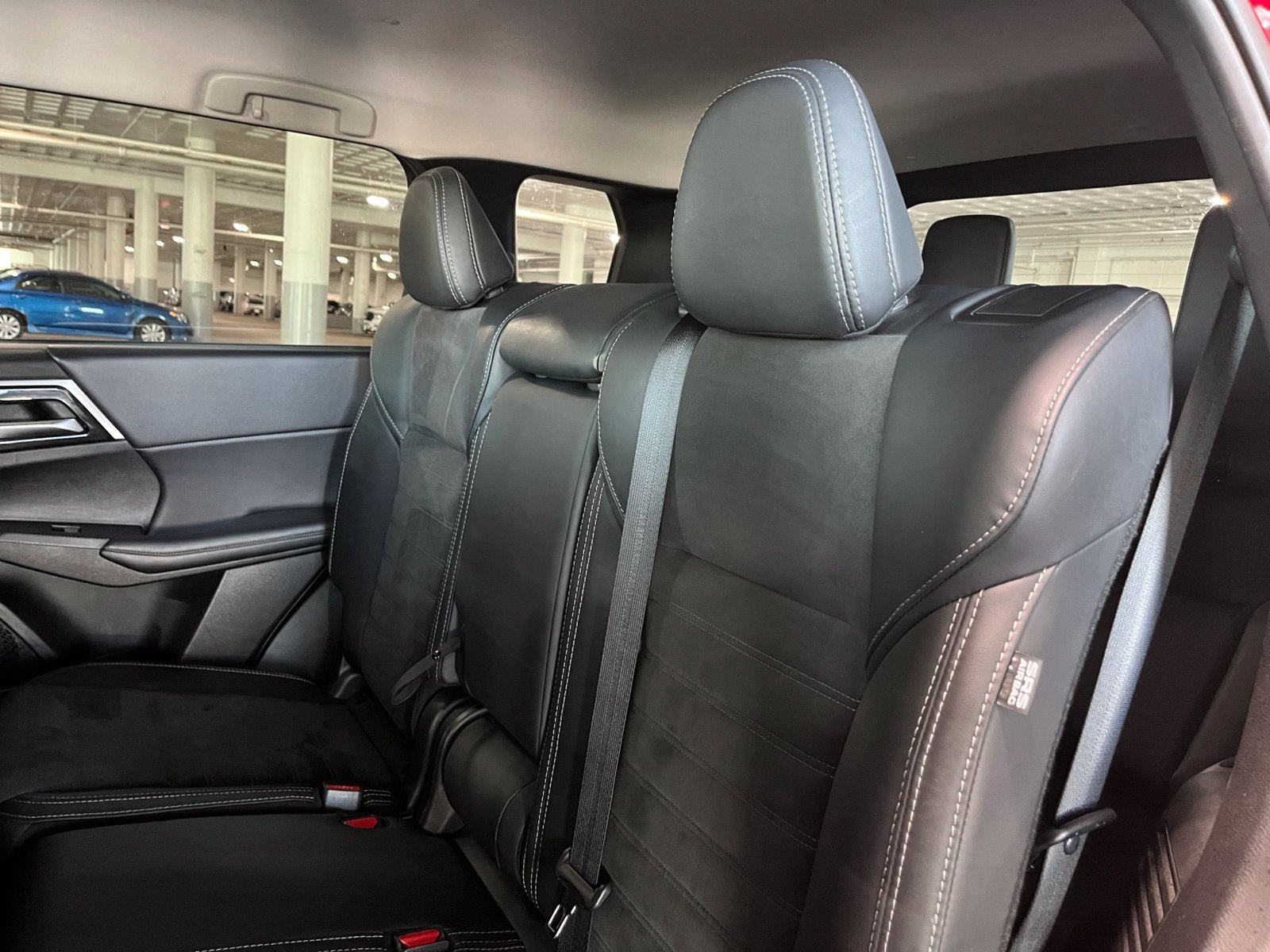 Used 2024 Mitsubishi Outlander SE AWD/4WD image 36