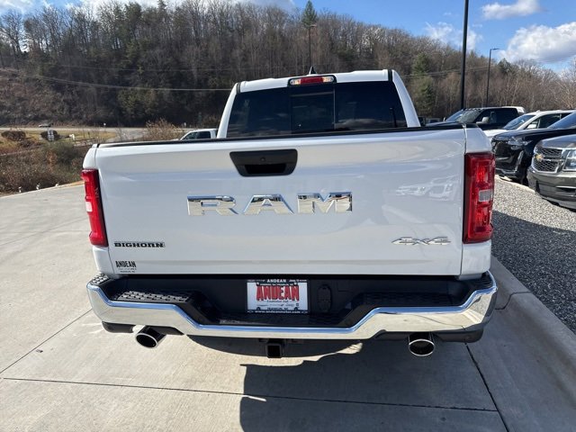 New 2026 RAM 1500 4x4 Crew Cab image 6