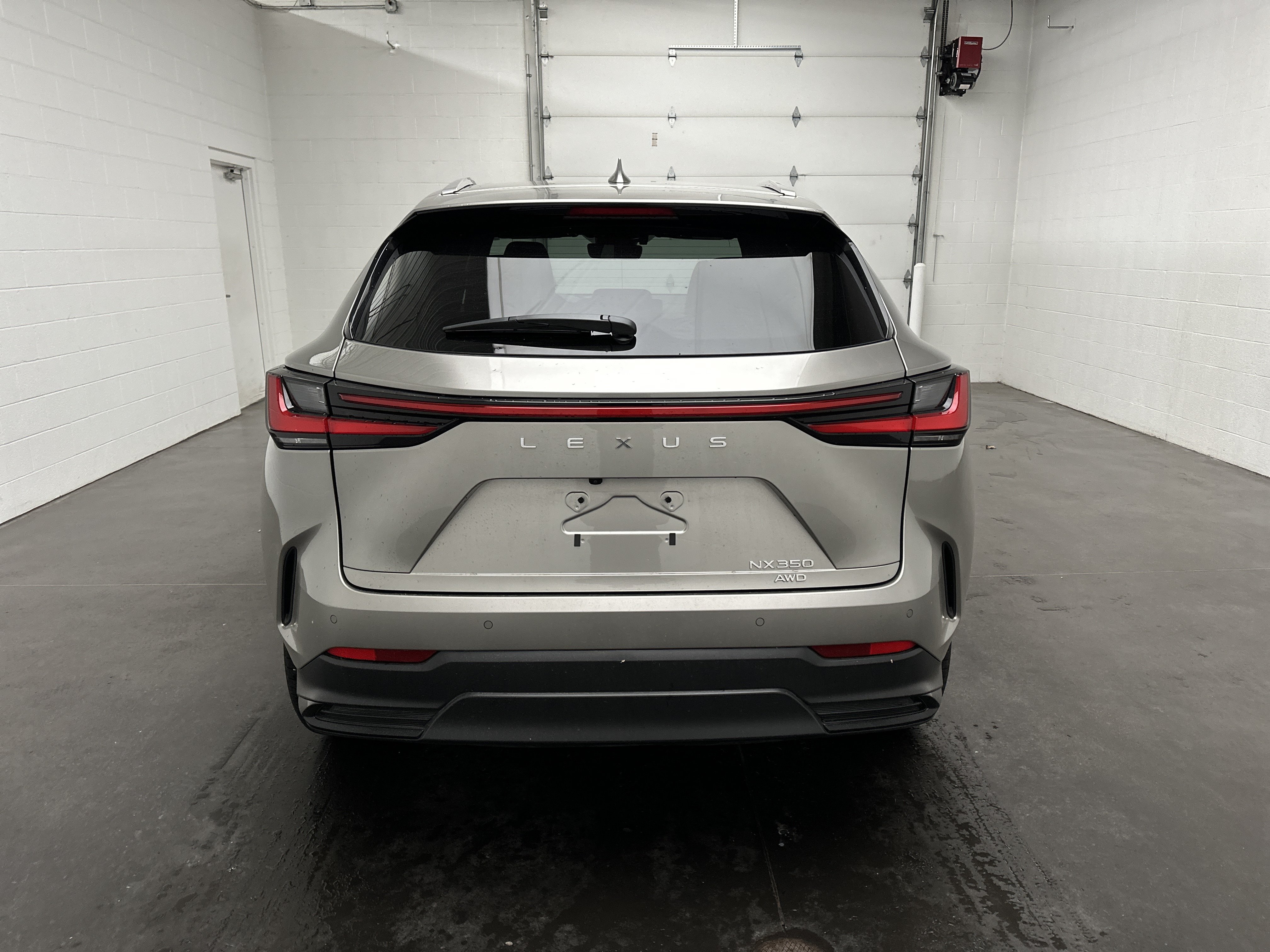 Used 2023 Lexus NX 350 AWD image 9