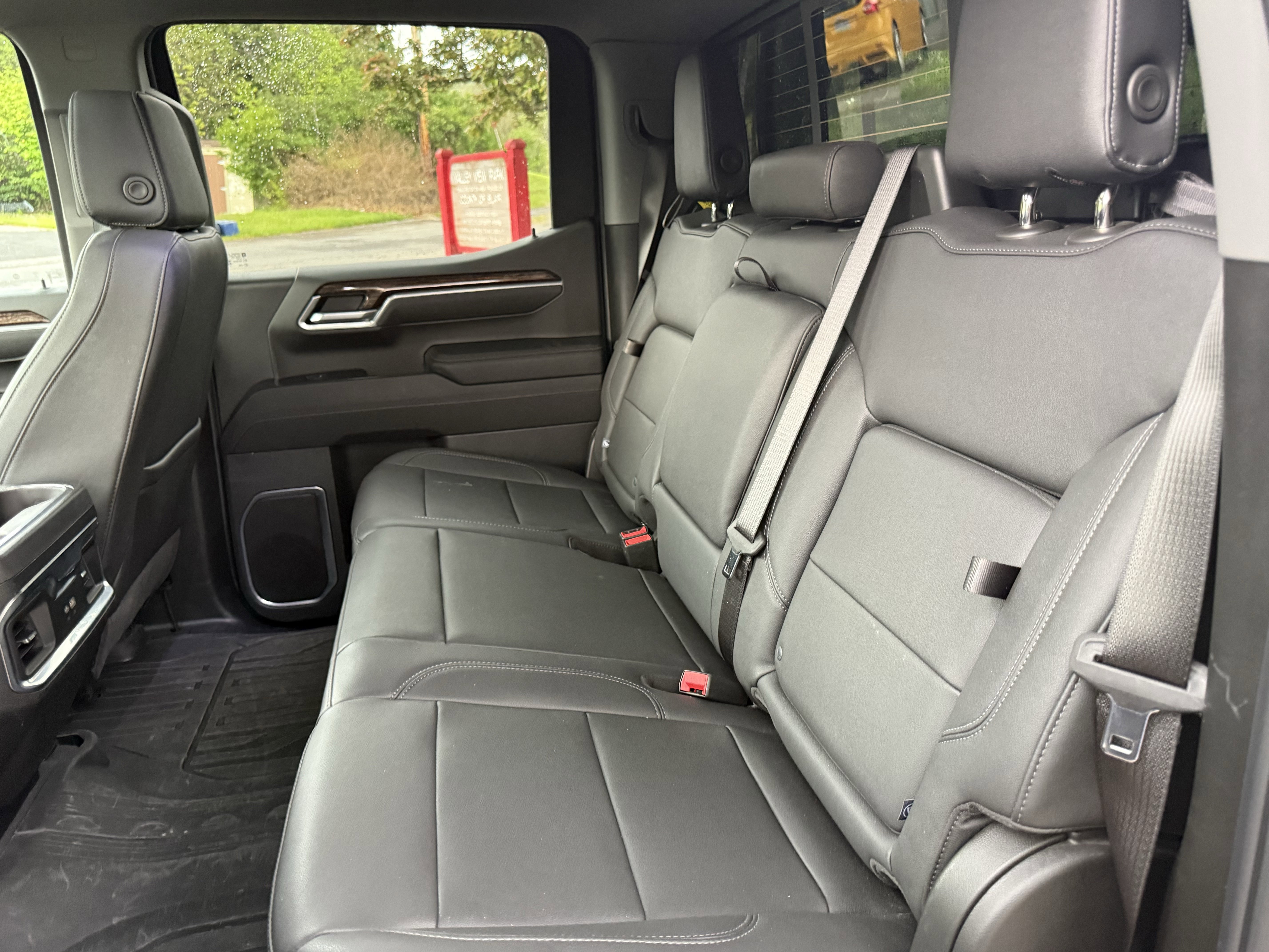 Used 2025 GMC Sierra 1500 Elevation w/ Elevation Premium Package AWD/4WD image 17