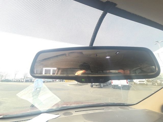 Used 2013 Chrysler Town & Country Touring image 20