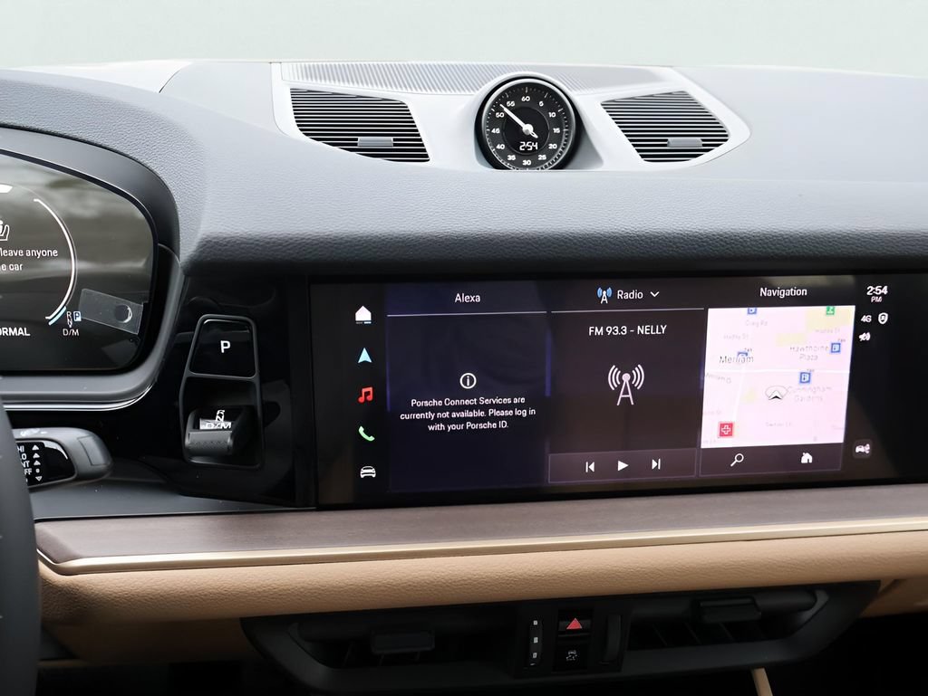New 2026 Porsche Cayenne Coupe AWD/4WD image 23