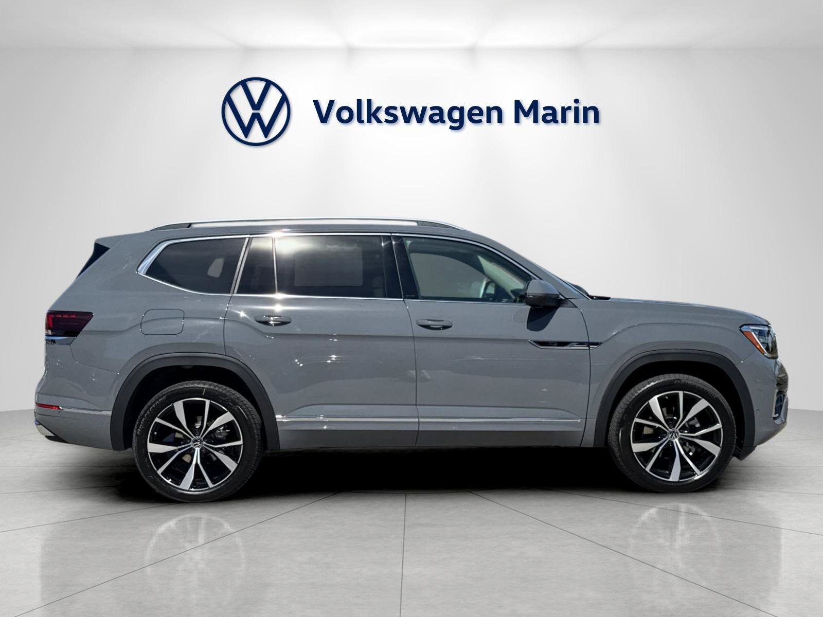 New 2026 Volkswagen Atlas SEL Premium R-Line image 6