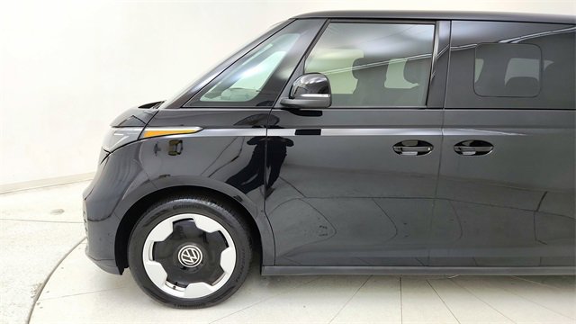 Used 2025 Volkswagen ID. Buzz Pro S image 10
