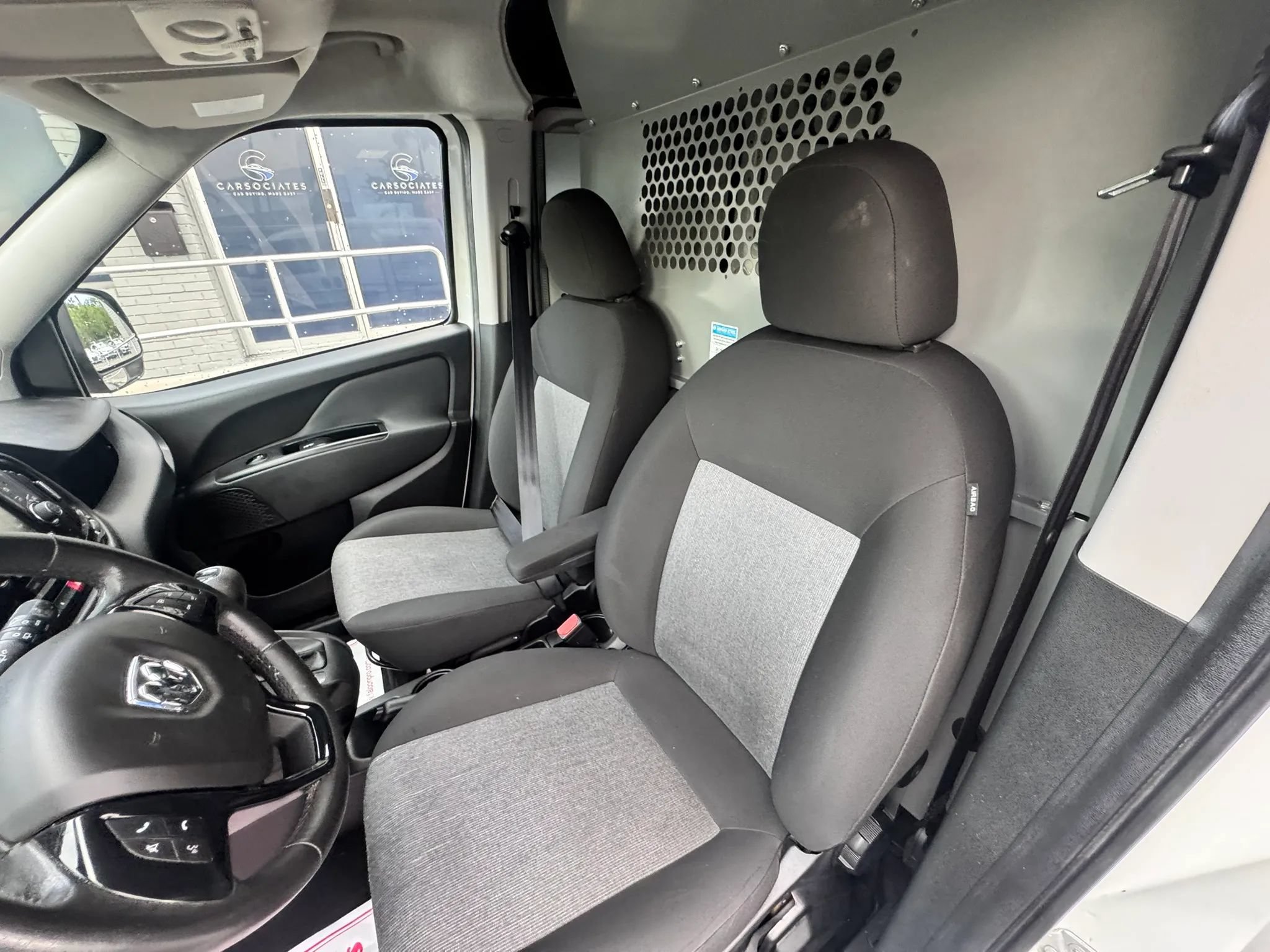 Used 2017 RAM ProMaster City Tradesman SLT w/ Rear Back-up Camera Group FWD image 17