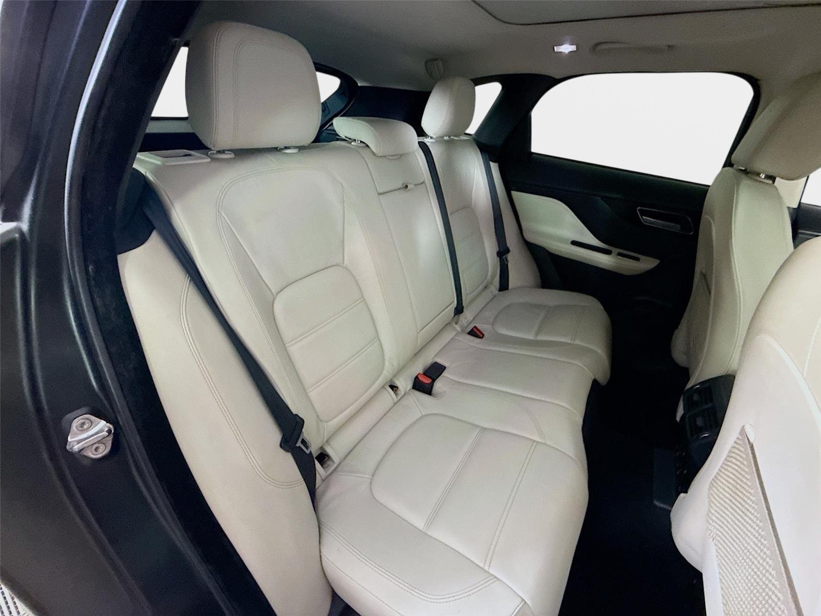 Used 2017 Jaguar F-PACE Prestige AWD/4WD image 30