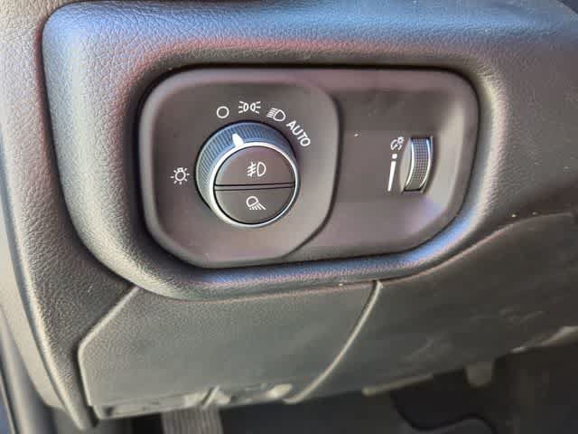 New 2026 RAM 3500 Tradesman AWD/4WD image 18