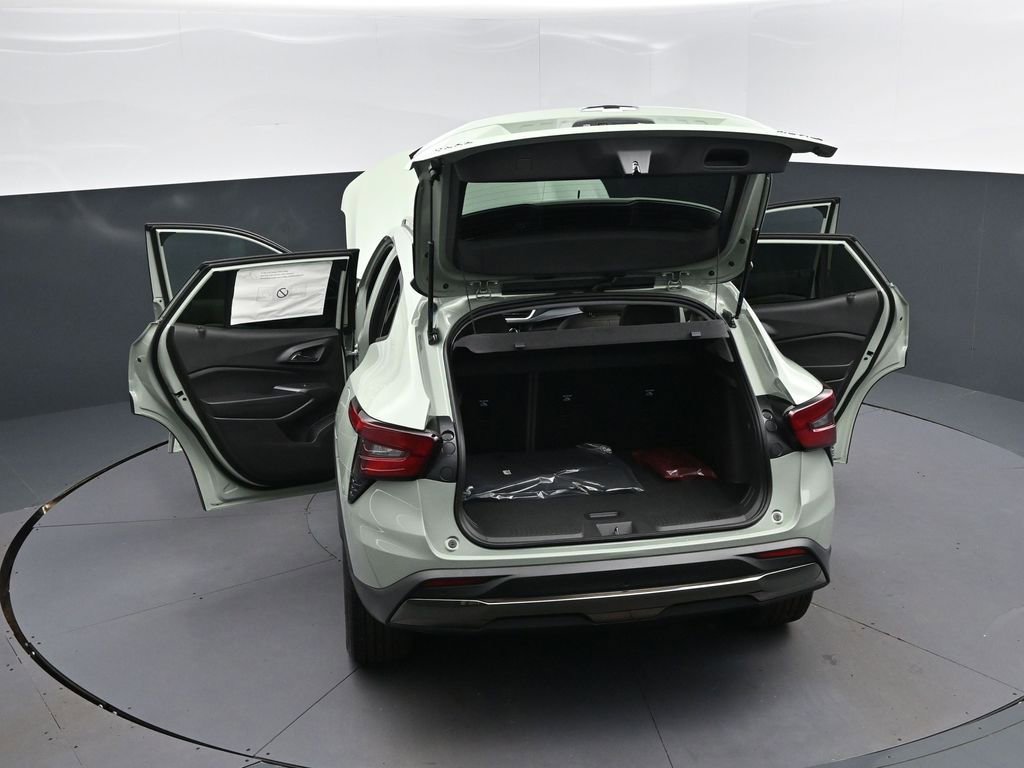 New 2026 Chevrolet Trax ACTIV w/ Driver Confidence Package FWD image 48