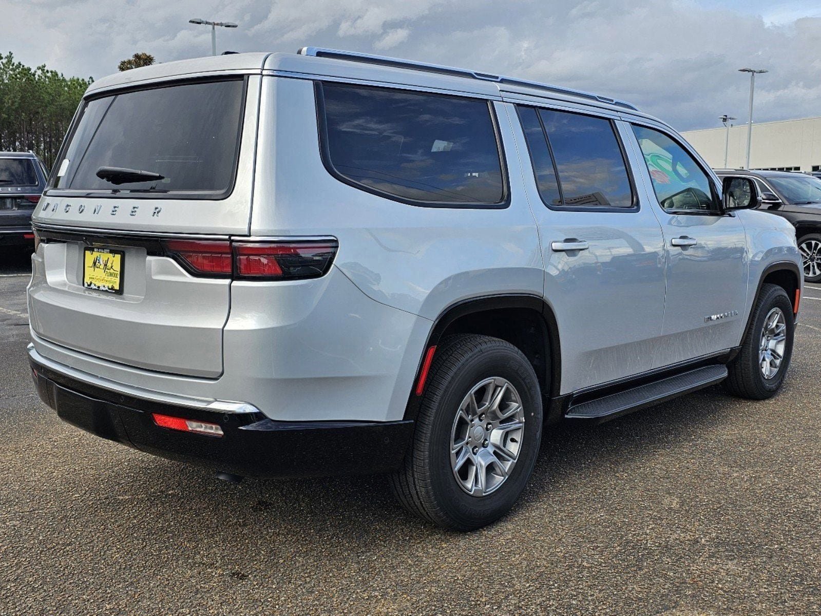 New 2024 Jeep Wagoneer 2WD w/ Convenience Group I image 5