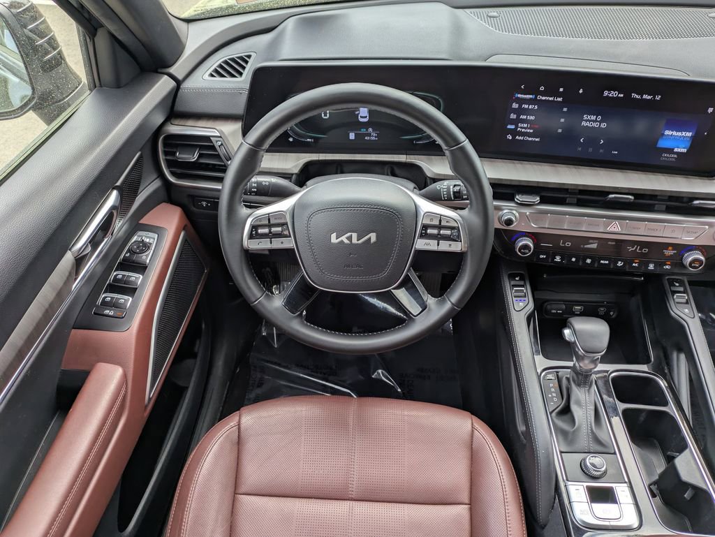 Used 2023 Kia Telluride EX image 16