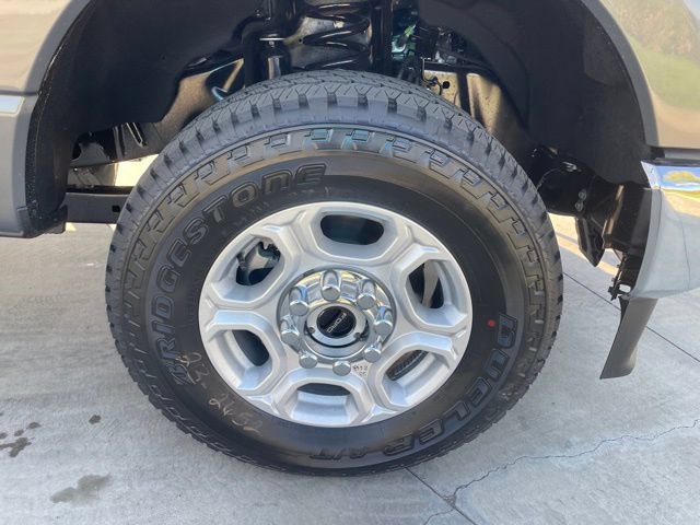 New 2026 Ford F250 XLT w/ XLT Premium Package AWD/4WD image 32