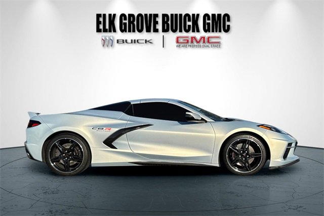 Used 2021 Chevrolet Corvette Stingray Convertible w/ Z51 Performance Package image 3