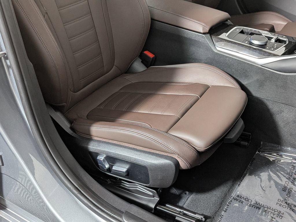 Certified 2023 BMW 330i xDrive Sedan w/ Premium Package image 26