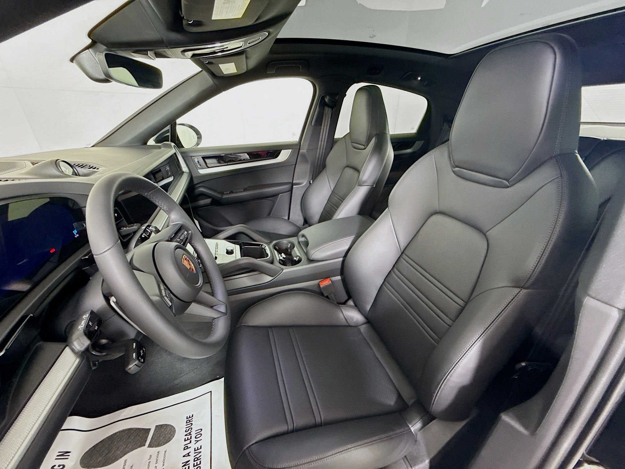 Certified 2026 Porsche Cayenne S image 5