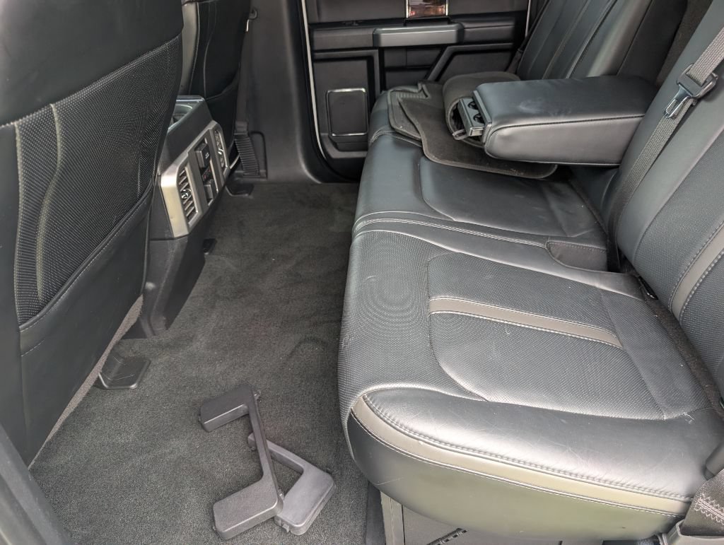 Used 2017 Ford F250 Platinum w/ Platinum Ultimate Package AWD/4WD image 8