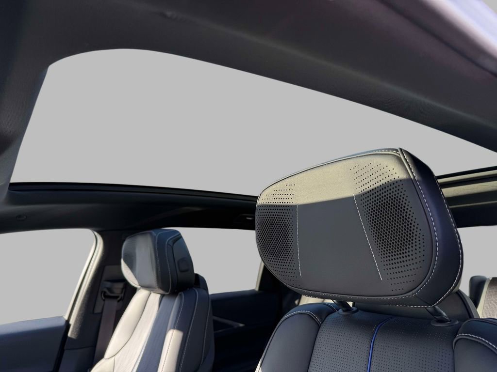 Used 2024 Cadillac Lyriq Luxury w/ LPO, Floor Liner Package image 24