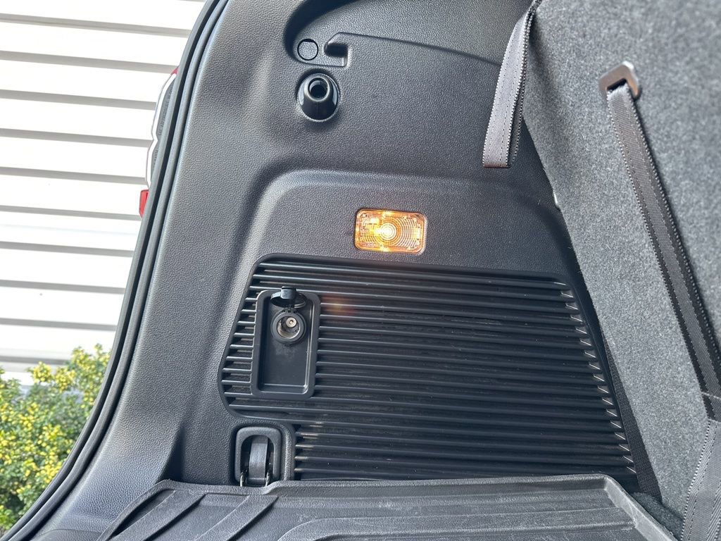 Used 2022 Subaru Ascent Touring w/ Popular Package #2A image 6