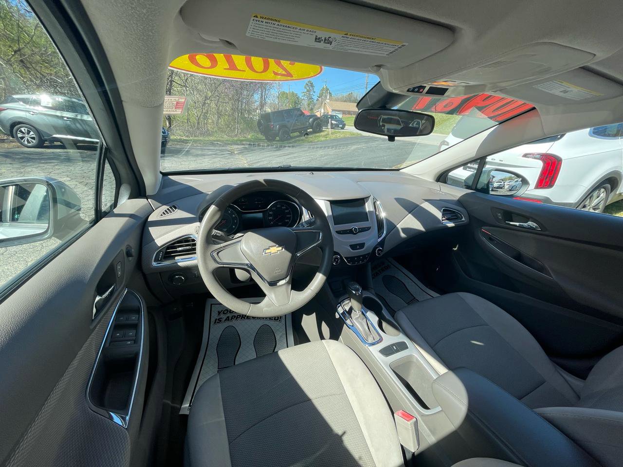 Used 2016 Chevrolet Cruze LS image 17