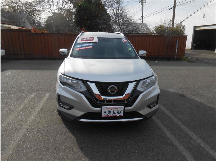 Used 2018 Nissan Rogue SL AWD/4WD image 2