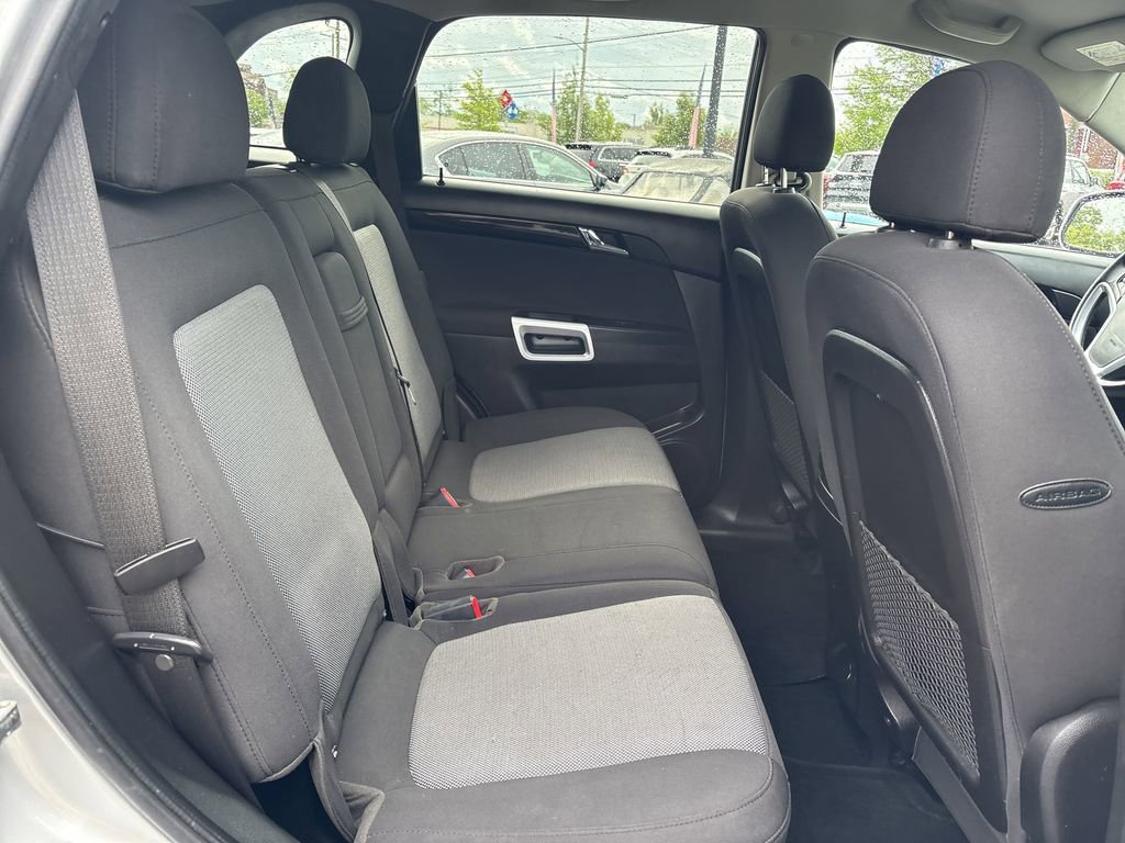 Used 2014 Chevrolet Captiva Sport LT FWD image 25